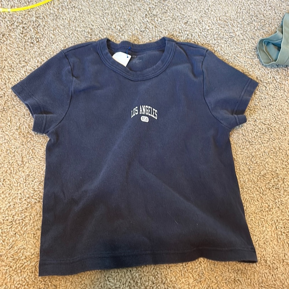 blue cropped brandy tee